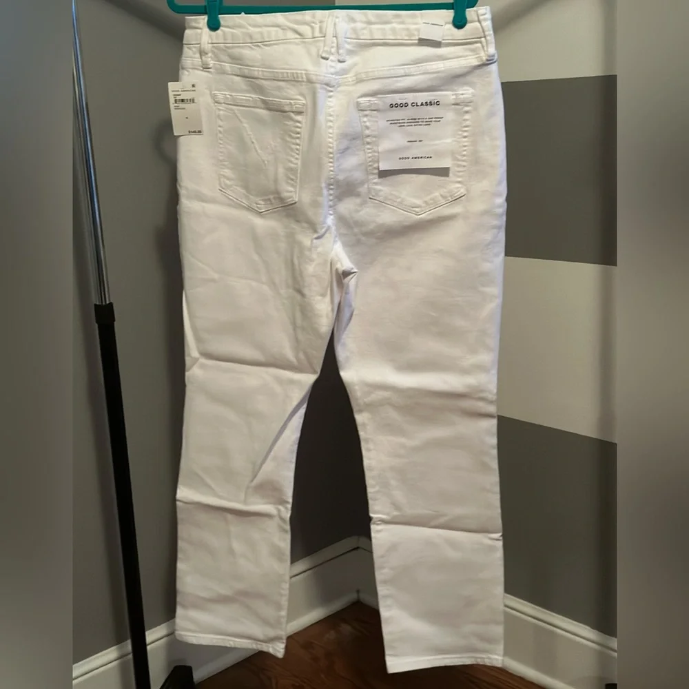 Good American Good Classic White Cropped Jeans - Picture 6 of 10